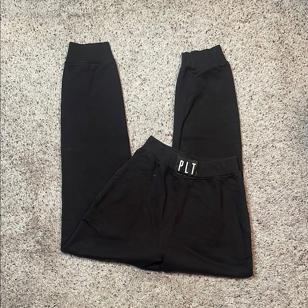Pretty Little Thing Black High Rise Pocket Joggers Size 2 Woman’s